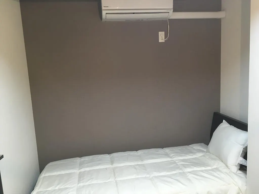 بيت ضيافة Times Inn 2F طوكيو